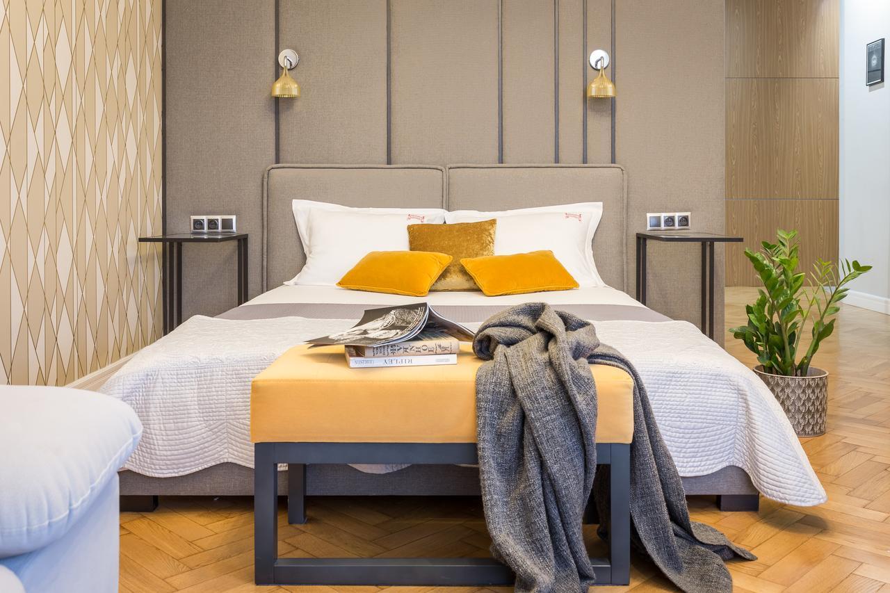 Apartment Feniks Fragola Main Square Krakow